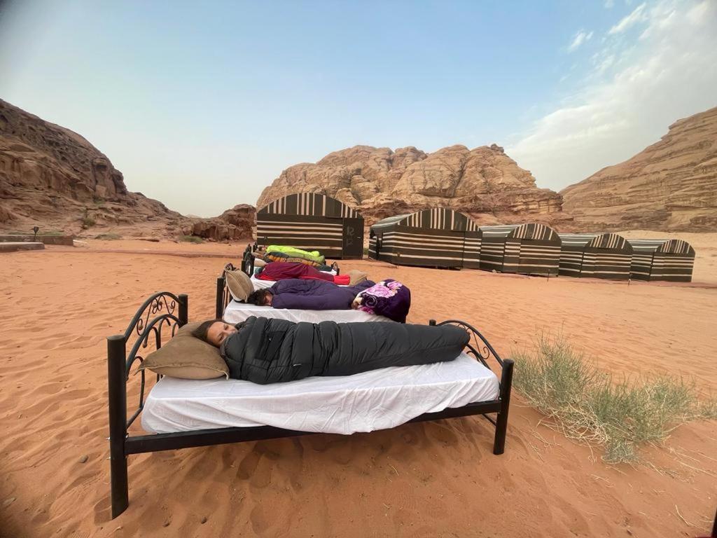 Bedouin Tours Camp Hotel Вади Рум Екстериор снимка