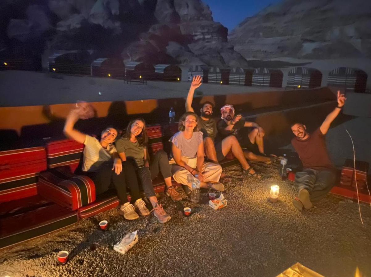 Bedouin Tours Camp Hotel Вади Рум Екстериор снимка