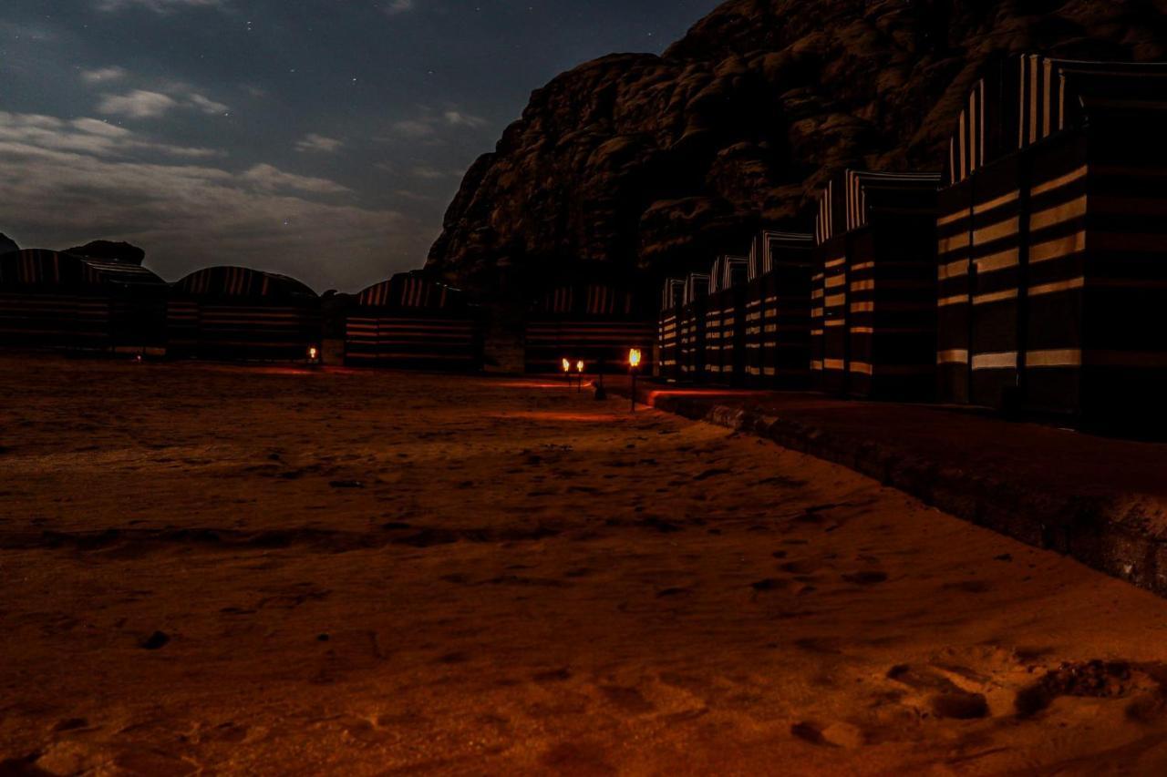 Bedouin Tours Camp Hotel Вади Рум Екстериор снимка